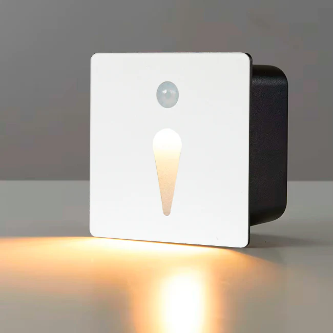 SPOT LUZ GUÍA DE PASO MAITÉ LED ASIMÉTRICO 3W CUADRADO BLANCO CON SENSOR DE MOVIMIENTO LUZ CÁLIDA - Image 7