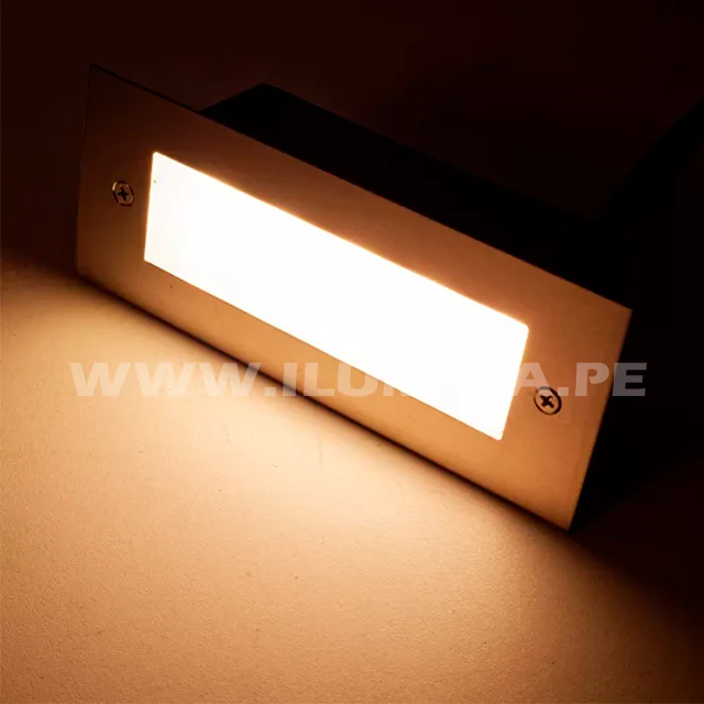 SPOT LUZ GUÍA DE PASO DE ESCALERA LED SIN REJILLA MODELO PEQUEÑO LUZ CÁLIDA - Image 3